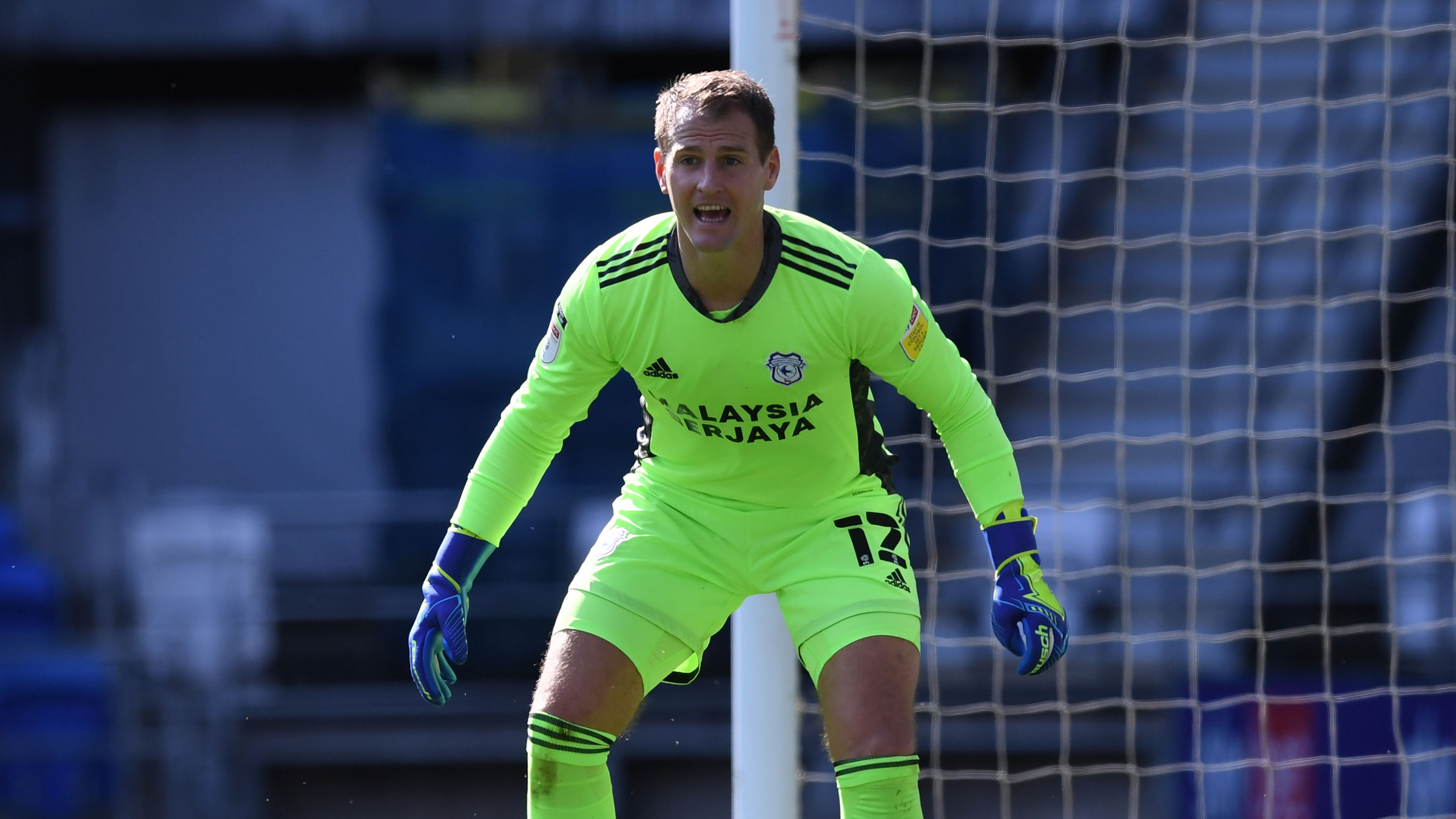 Alex Smithies playing against Sheffield Wednesday.